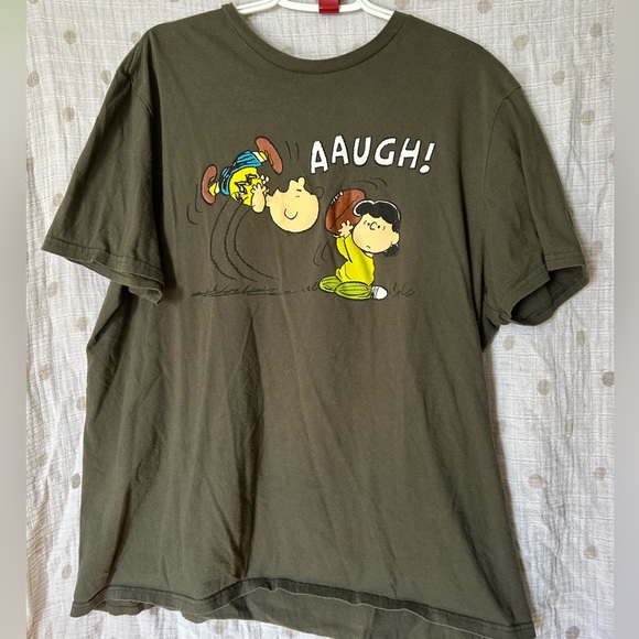 canes Tops - Rare Raising Cane’s Crew Limited Edition Peanuts Tee! XL